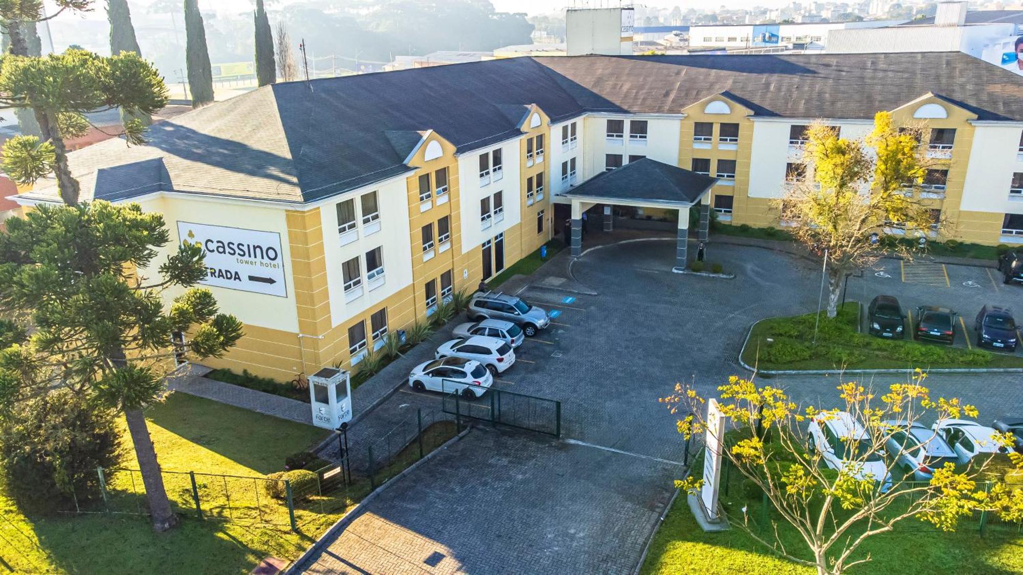 库里提巴机场美居酒店 São José dos Pinhais 外观 照片